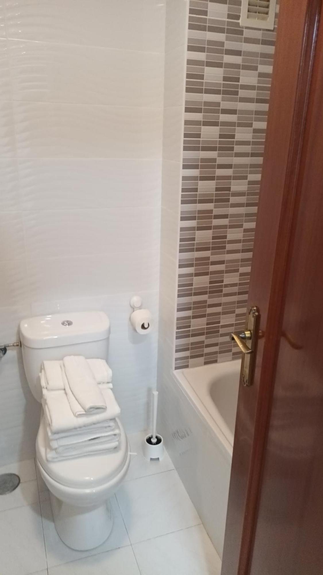 Apartamentos Vino Y Camino Najera Luaran gambar